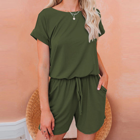 Conjunto de dos piezas formado por top y pantalón corto, manga corta y color liso, informal, a la moda para mujer