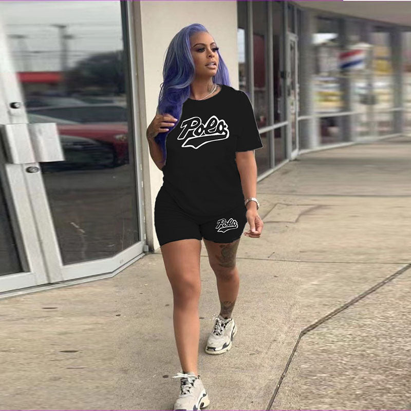 Conjunto de 2 piezas de pantalones cortos ajustados de manga corta con cuello redondo y estampado de letras de color sólido para mujer