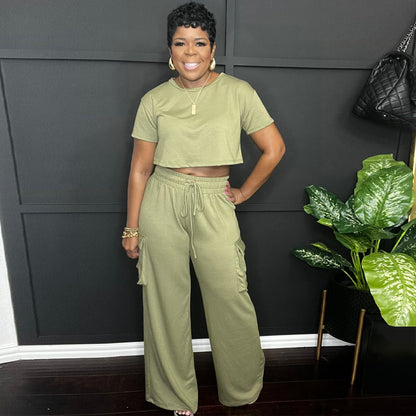 Women Casual Solid Color Round Neck Short-Sleeved Crop Top Drawstring Wide-Leg Pants Two-Piece Set