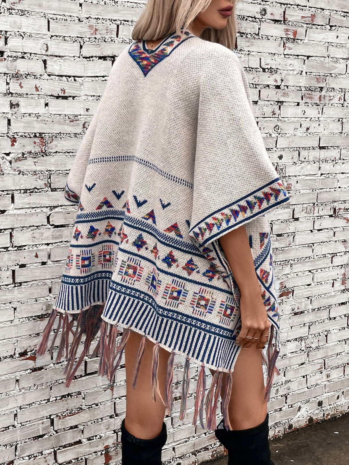 Capa con borlas de jacquard geométrico informal a la moda para mujer, estilo occidental, otoño e invierno
