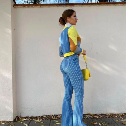 Pantalones vaqueros acampanados con estampado de rayas casuales a la moda para mujer