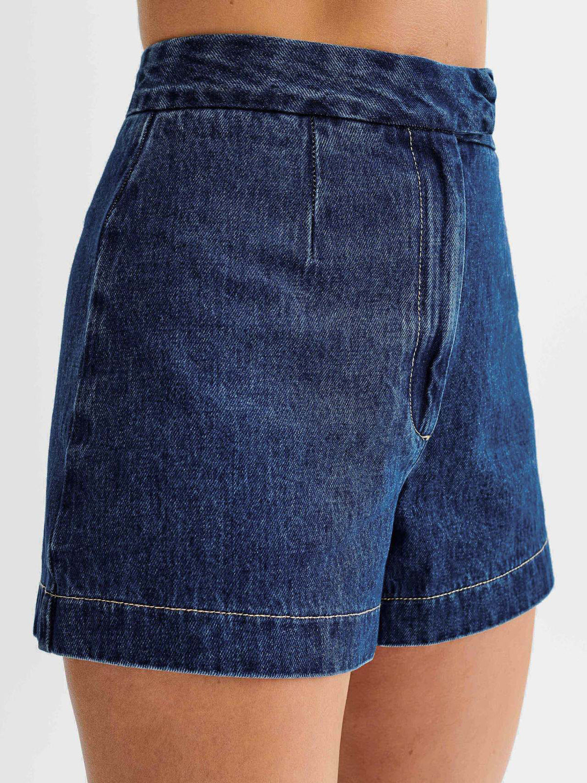 Conjunto de dos piezas de chaleco sin mangas informal y pantalones cortos vaqueros para mujer