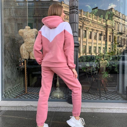 Women Casual Fashion Athleisure Color Blocking Thickened Hooded And Sweatpants Two-Piece Sports Set