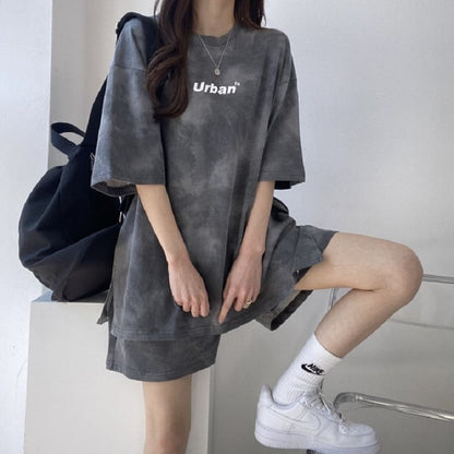 Conjunto deportivo informal de dos piezas para mujer, camiseta de manga corta con efecto tie-dye y pantalones cortos holgados