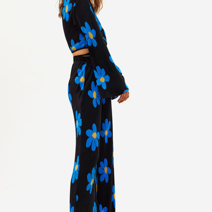 Conjunto de pantalones de manga larga con escote en V profundo y estampado floral informal a la moda para mujer