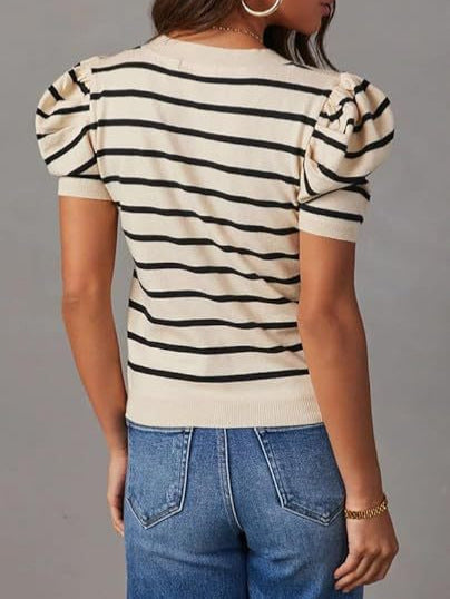 Camiseta informal de rayas con cuello redondo y mangas abullonadas para mujer
