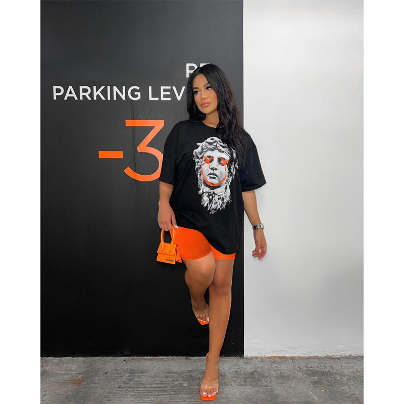 Conjunto deportivo informal de dos piezas con camiseta de manga corta y estampado gráfico para mujer