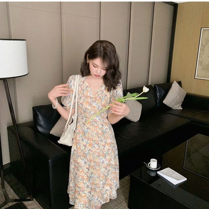 Women Casual Summer Vacation Sweet Puff Sleeve Floral V Neck Dress
