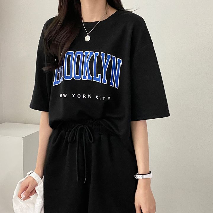 Conjunto de dos piezas de camiseta de manga corta con estampado de letras para mujer