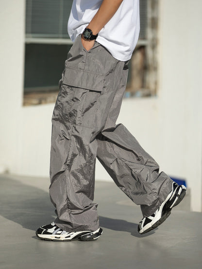Pantalones cargo holgados de nailon y metal para mujer