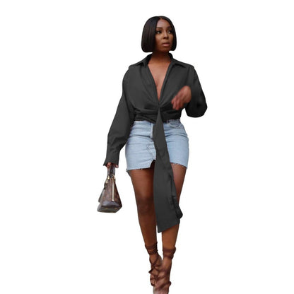 Blusa informal de manga larga con escote en V profundo y plisada de color liso para mujer