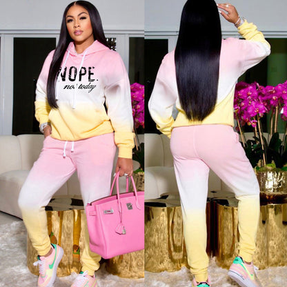 Conjunto deportivo de dos piezas para mujer, con capucha y pantalones casuales de manga larga y estampado de letras en degradado de color