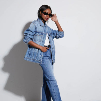 Chaqueta vaquera cómoda e informal de moda para mujer