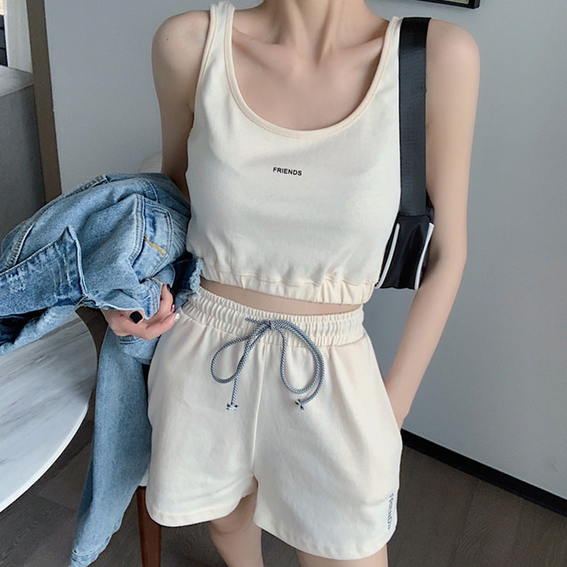 Conjunto deportivo informal de moda para mujer, con camiseta sin mangas y pantalones cortos con cuello en U