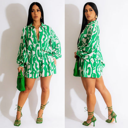 Trajes casuales de verano para mujer, estilo vacacional, con camisa de manga larga y pantalones cortos estampados