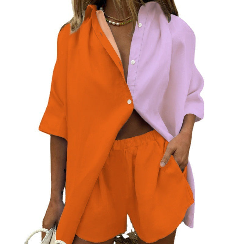 Conjunto informal de dos piezas para mujer: top de manga corta y pantalón corto con bloques de color.