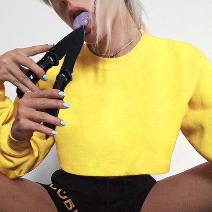 Sudadera corta informal de manga larga con estampado de color liso y atrevida para mujer