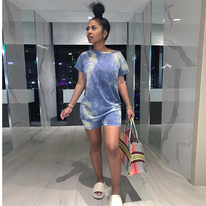Women Fashion Casual Printed Round Neck Short Sleeve Top Loose Shorts Set