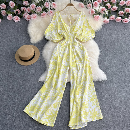 Mono elegante de manga corta con cuello en V, informal, de cintura alta, con estampado celadón, recto y pierna ancha para mujer.