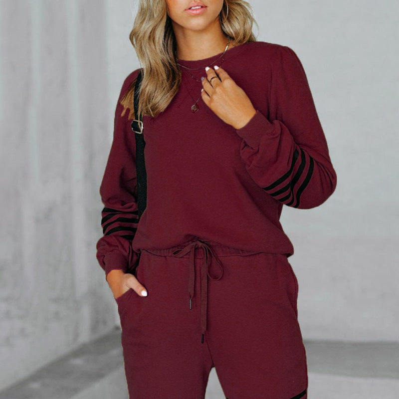 Conjunto de sudadera y pantalones a rayas holgados de manga larga con estampado de letras para mujer