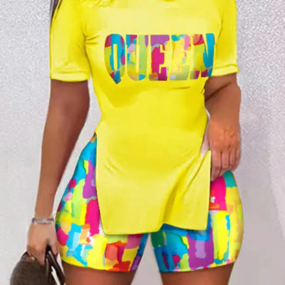 Conjunto de dos piezas de top y pantalones cortos con abertura y estampado informal para mujer de talla grande