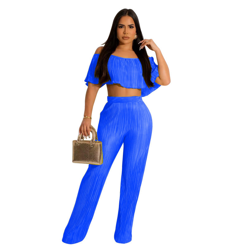 Conjunto de dos piezas de top corto con hombros descubiertos y pantalones casuales de manga corta de color liso para mujer