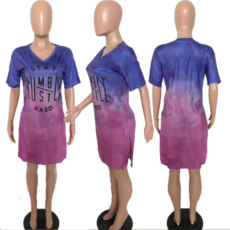 Conjunto de dos piezas de top y pantalones cortos con abertura lateral, cuello en V, manga corta y estampado de letras atrevidas para mujer