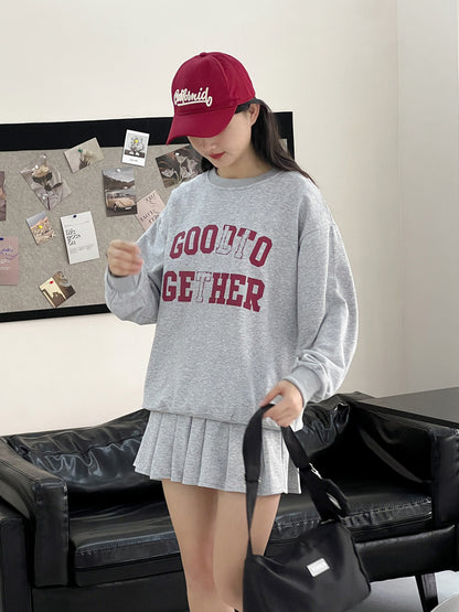 Conjunto de dos piezas de sudadera informal con estampado de letras y falda plisada para mujer