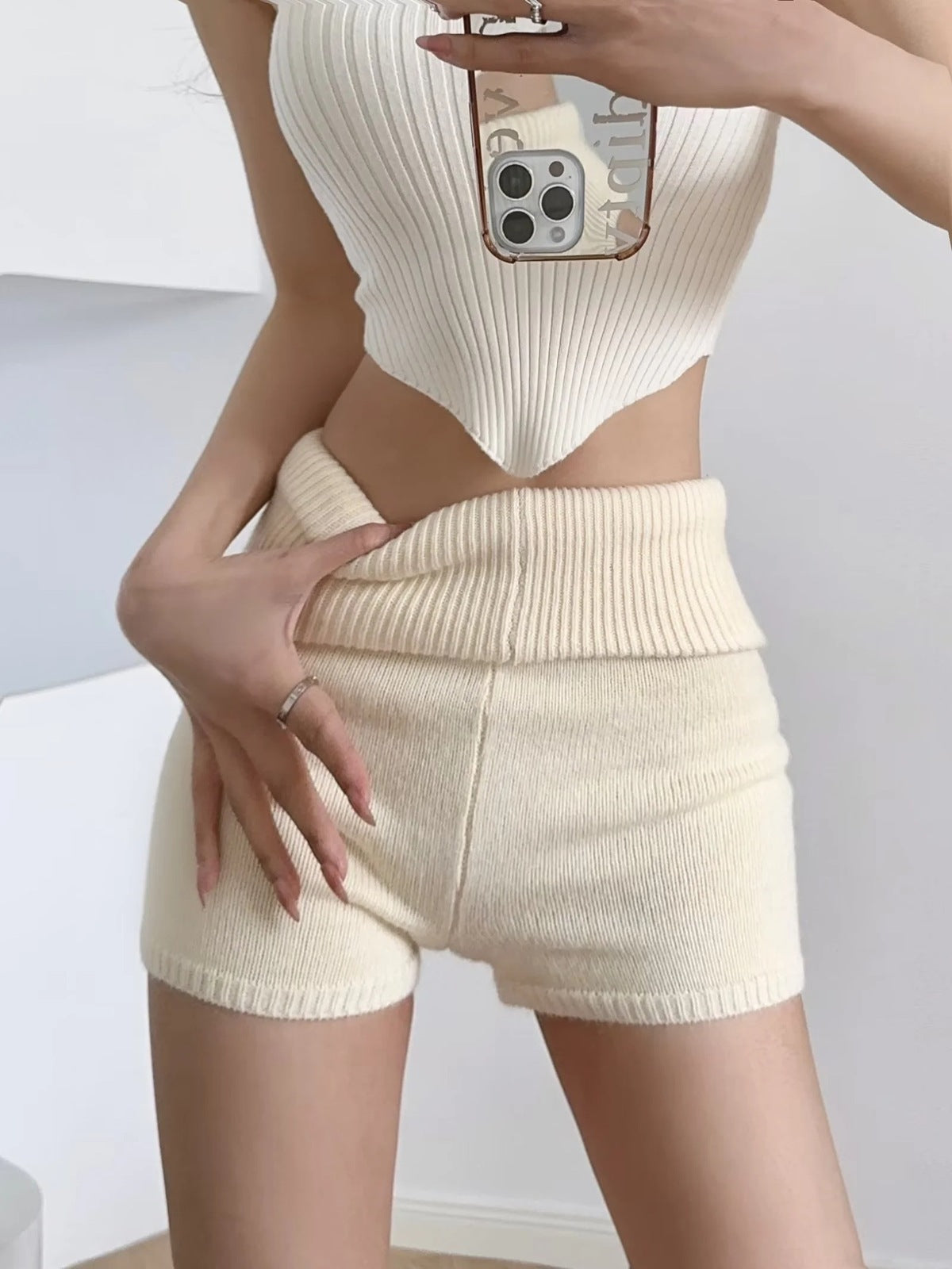 Women Fashion Casual Solid Color Stretch High-Waisted Knitted Shorts