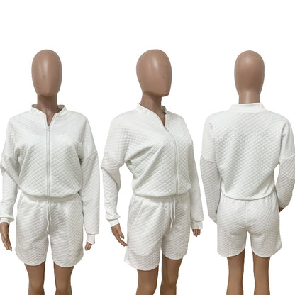 Conjunto de dos piezas de chaqueta acolchada y pantalones cortos de manga larga con cremallera de color liso para mujer