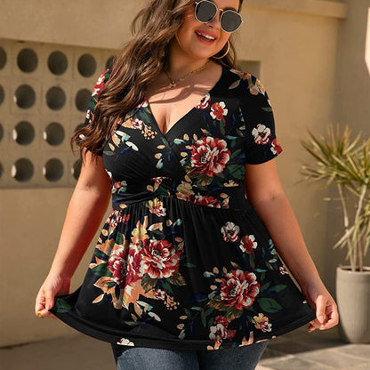 Blusa informal de verano con cuello en V y manga corta con estampado floral para mujer, talla grande