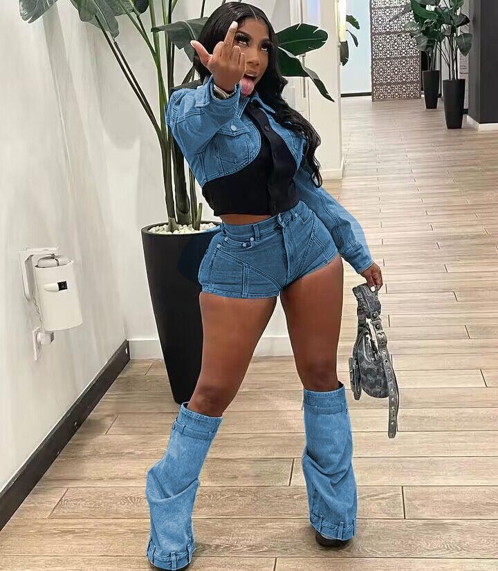Conjunto de dos piezas de top y pantalones cortos vaqueros elásticos con bloques de color informales a la moda para mujer