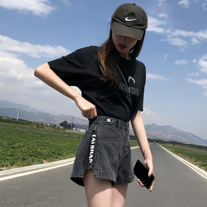 Women Fashion Casual Letter Printing Zipper Denim Shorts