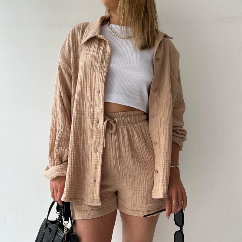 Conjunto informal de dos piezas para mujer, con solapa plisada, manga larga y pantalones cortos de cintura alta, color liso
