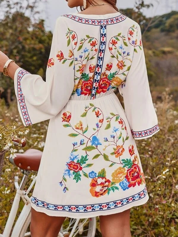 Vestido cruzado con mangas acampanadas y estampado floral bohemio vintage informal a la moda para mujer