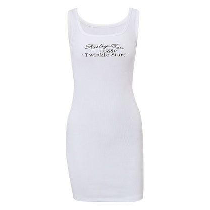 Vestido mini informal sencillo con cuello en U y estampado de letras para mujer
