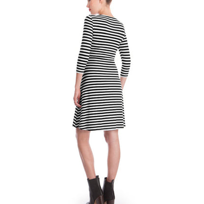 Vestido de lactancia con cuello redondo y rayas informales a la moda para embarazadas