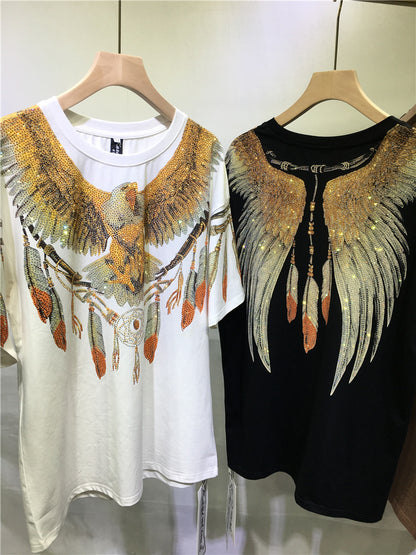 Camiseta informal de manga corta con cuello redondo y estampado de alas de piedra fina para mujer