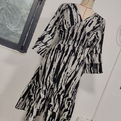 Women Fashion Casual V-Neck Printed Long Sleeve Dress