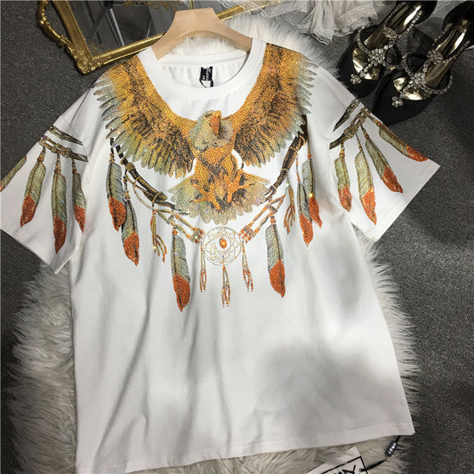 Camiseta informal de manga corta con cuello redondo y estampado de alas de piedra fina para mujer