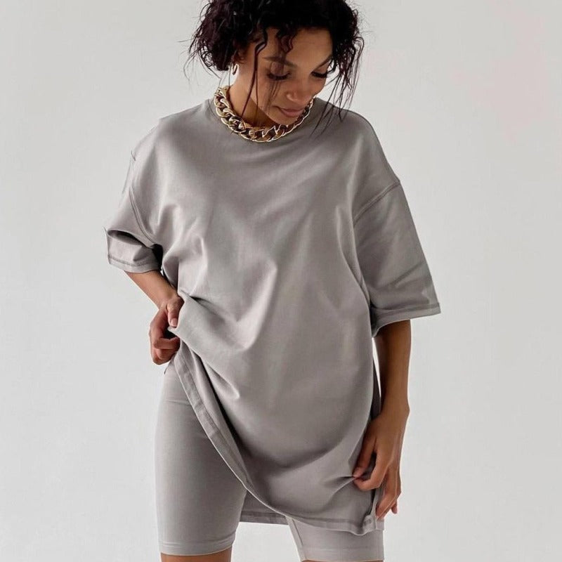 Camiseta informal holgada de manga corta con cuello redondo y estampado gráfico para mujer