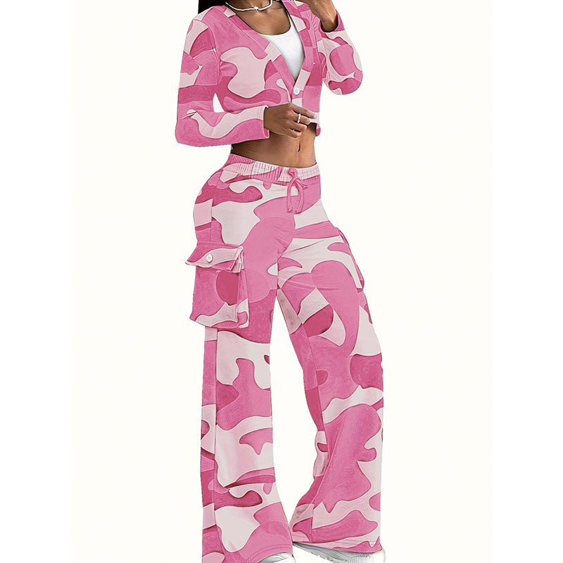 Conjunto de dos piezas de top corto de manga larga con estampado de camuflaje informal para mujer