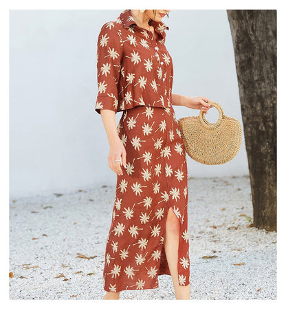 Conjunto de dos piezas formado por camisa y falda con abertura y estampado floral, informal, a la moda para mujer