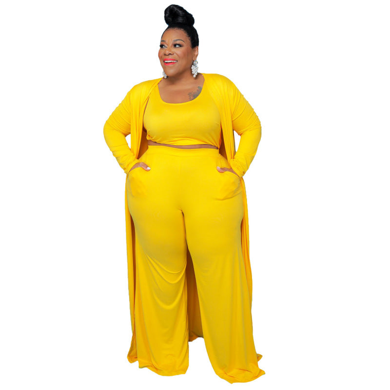 Conjunto deportivo informal de tres piezas para mujer: camiseta y pantalón