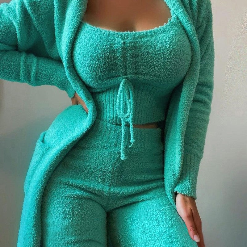 Conjunto de tres piezas de punto informal para mujer, camiseta sin mangas de felpa de color liso de invierno, pantalones y abrigo con cintura elástica
