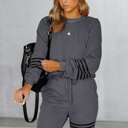 Conjunto de sudadera y pantalones a rayas holgados de manga larga con estampado de letras para mujer