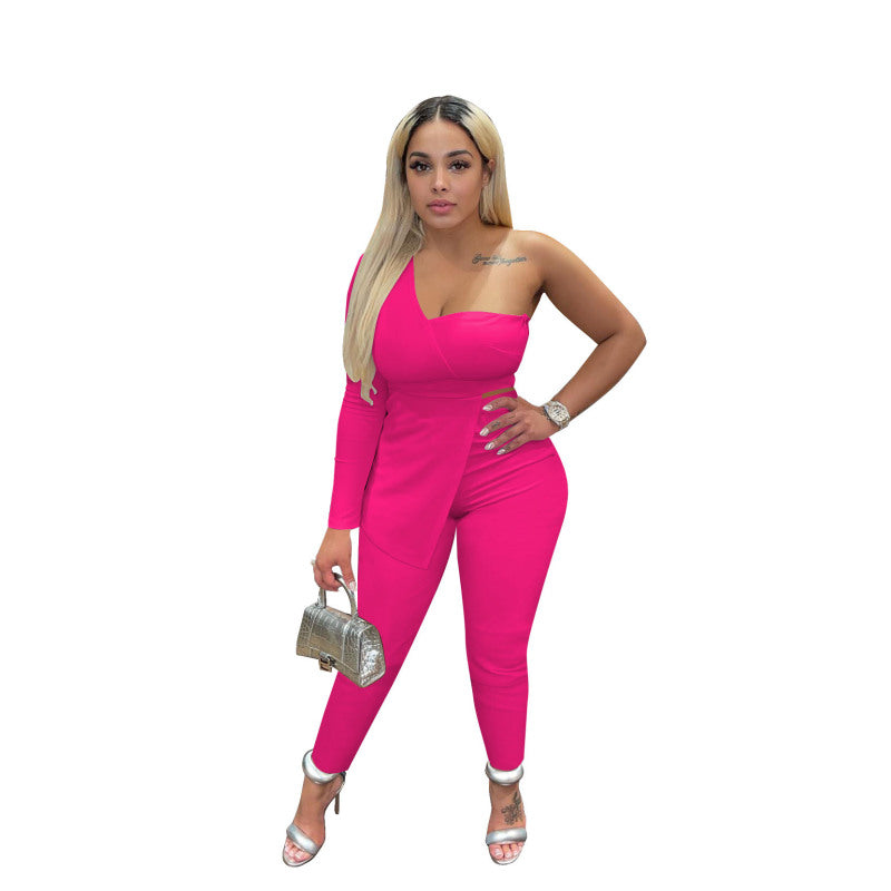 Conjunto informal de dos piezas para mujer, con top y pantalón irregulares, hombros descubiertos y un solo hombro, de color liso