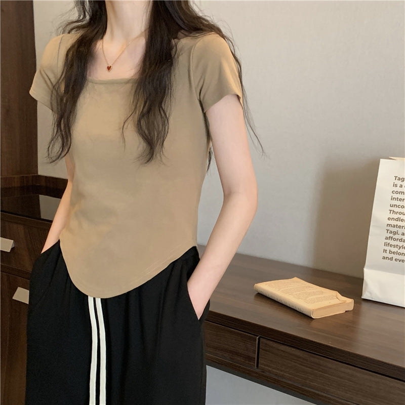 Camiseta informal de manga corta irregular con cuello en U y color liso para mujer