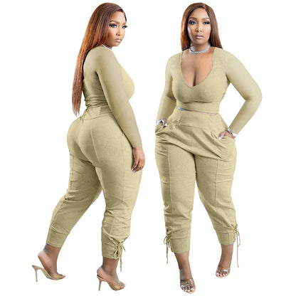 Conjunto informal de dos piezas para mujer: top corto de color liso con cuello en V y pantalón de tiras