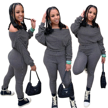 Conjunto de dos piezas de top y pantalón holgados informales de manga larga con cuello oblicuo y estampado a cuadros para mujer